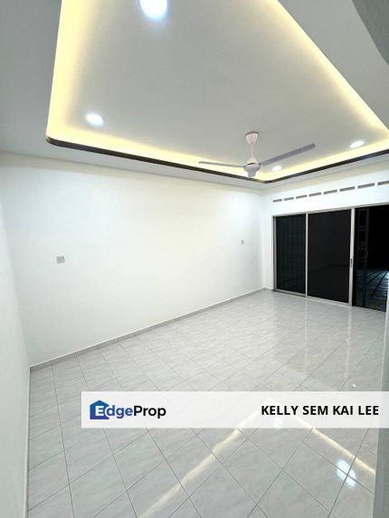 Ayer Hitam｜Taman Mekar｜Jalan Abdul Aziz｜1-Storey House｜Renovated, Johor, Ayer Hitam