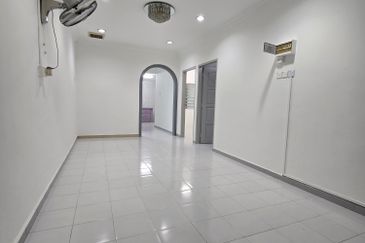 Kluang｜Taman Maju Jaya｜Jalan Dato Syed Zain｜1-Storey House｜Renovated
