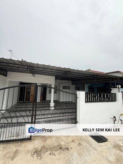 Skudai｜Taman Skudai Baru｜Jalan Hang Kasturi｜1-Storey Terrace｜Renovated, Johor, Skudai