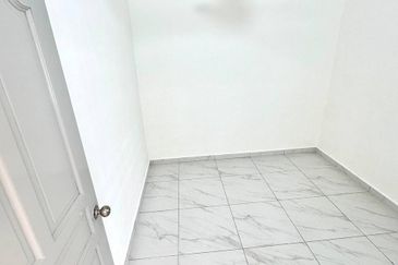 Flat Taman Ungku Tun Aminah