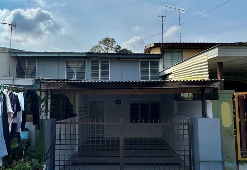 Kota Tinggi｜Taman Kota｜Jalan Pelandok｜2-Storey House｜Renovated