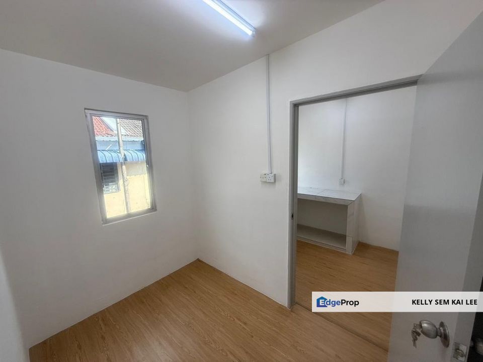 Batu Pahat｜Taman Banang Jaya｜Jalan Gemilang｜2-Storey House｜Renovated, Johor, Batu Pahat