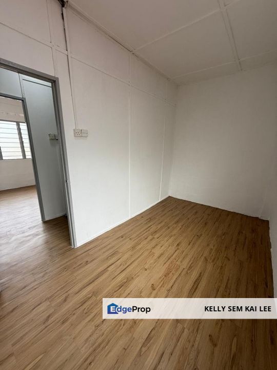 Kluang｜Taman Intan｜Jalan Intan｜2-Storey House｜Renovated｜Full Loan, Johor, Kluang