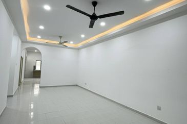 Taman Suria, Simpang Renggam