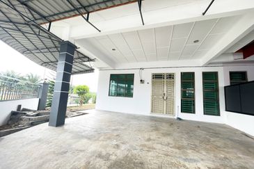 Taman Suria, Simpang Renggam