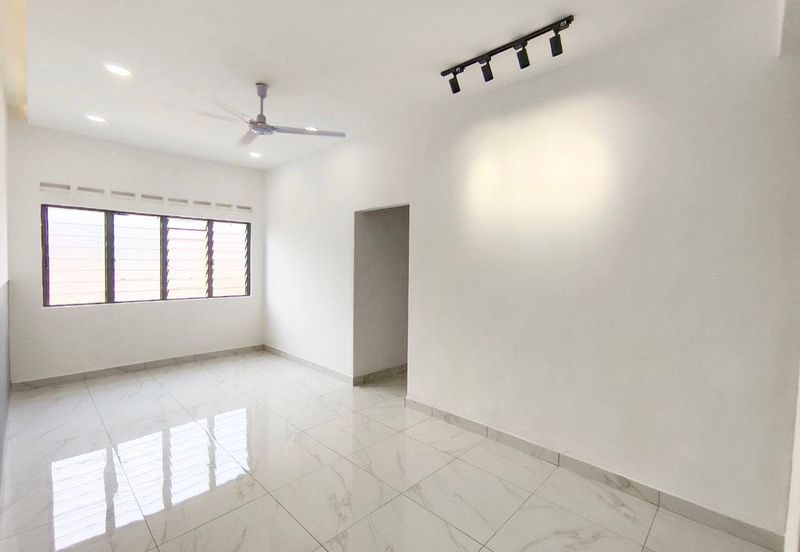 Taman Pulai Utama Flat