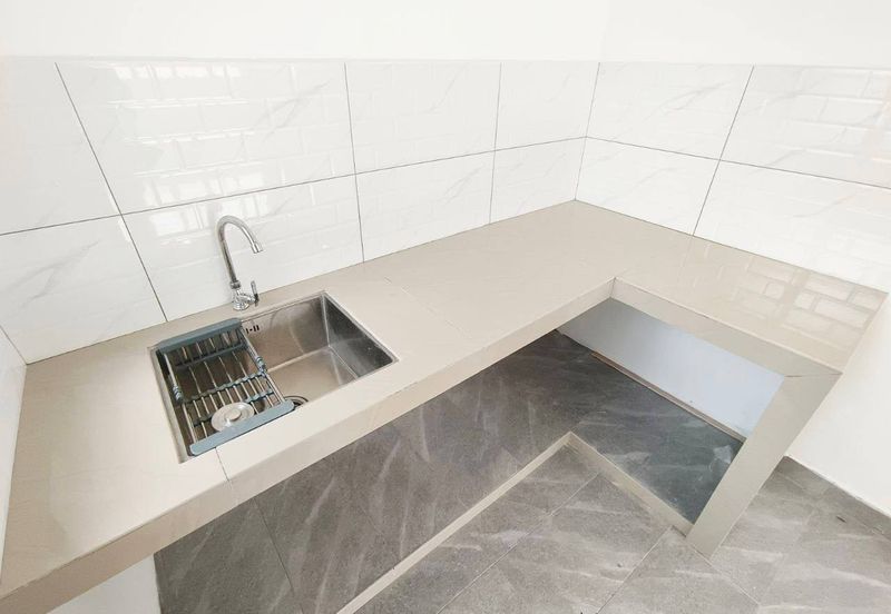 Taman Pulai Utama Flat