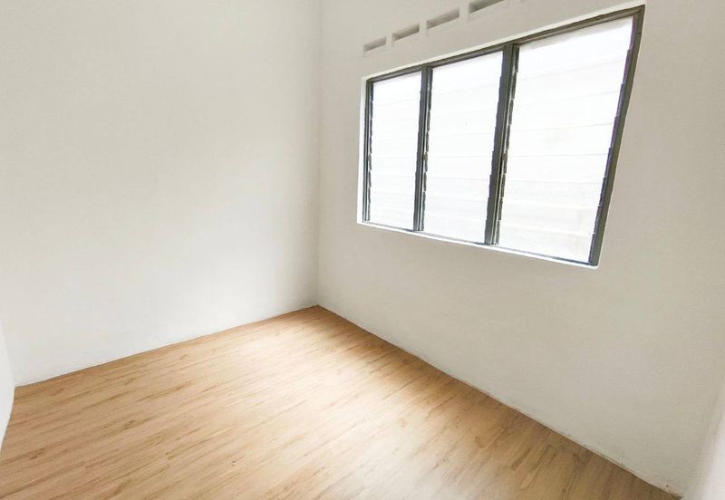 Taman Pulai Utama Flat