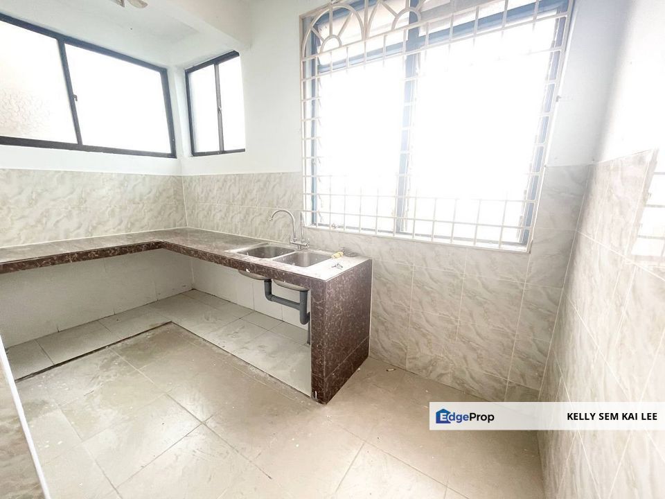 Taman Daya｜Jalan Nibong｜Flat Level 4｜Renovated｜Full Loan, Johor, Johor Bahru