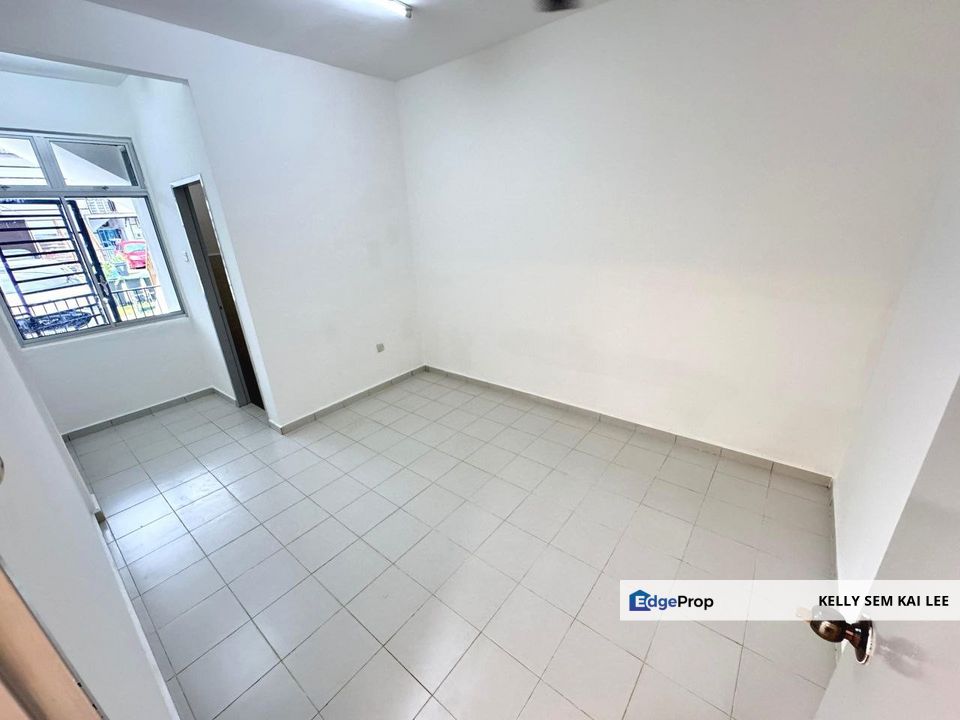 Senai｜Taman Scientex Senai｜RMMJ Townhouse｜Ground Floor｜Full Loan, Johor, Senai