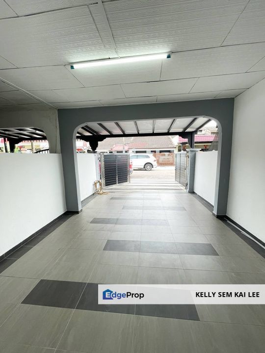 Kulai｜Taman Bukit Kulai｜Jalan Bunga Kekwa 4｜2-Storey House｜Renovated, Johor, Kulai