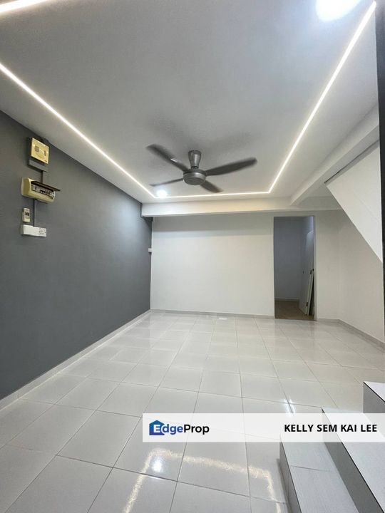 Kulai｜Taman Bukit Kulai｜Jalan Bunga Kekwa 4｜2-Storey House｜Renovated, Johor, Kulai