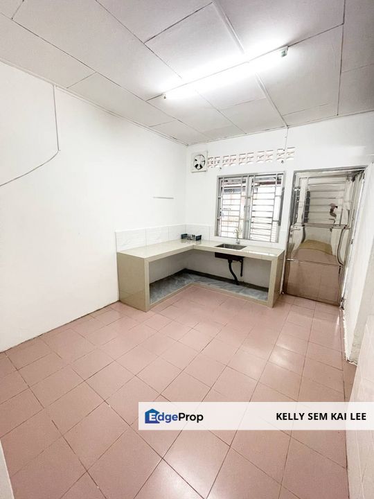 Kulai｜Taman Bukit Kulai｜Jalan Bunga Kekwa 4｜2-Storey House｜Renovated, Johor, Kulai