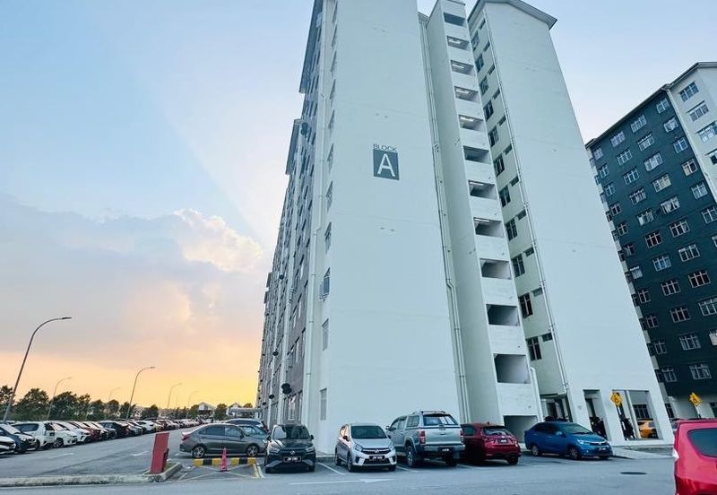 Pangsapuri Flora Damai