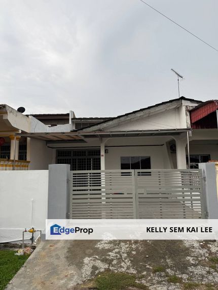 Kulai｜Taman Pertama｜Jalan Kancil｜Single Storey House｜Renovated, Johor, Kulai