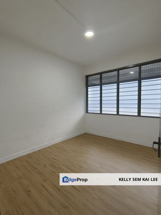 Pasir Gudang｜Taman Air Biru｜Low Cost Flat｜1st Floor｜Renovated, Johor, Pasir Gudang