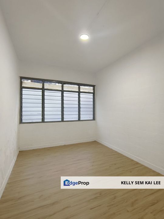 Pasir Gudang｜Taman Air Biru｜Low Cost Flat｜1st Floor｜Renovated, Johor, Pasir Gudang