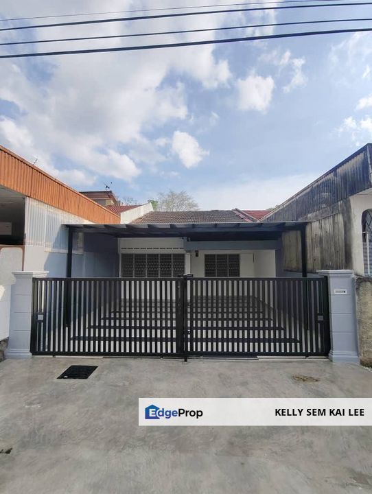 Batu Pahat｜Taman Bandar｜Jalan Panti｜Single Storey Terrace ｜Full Loan, Johor, Batu Pahat