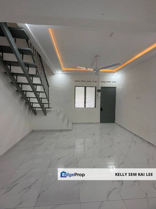 Taman Flora Jaya｜Batu Pahat｜Double Storey Medium Low Cost｜Unblock, Johor, Batu Pahat