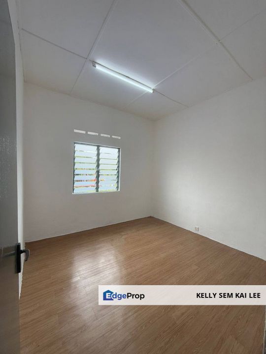 Taman Flora Jaya｜Batu Pahat｜Double Storey Medium Low Cost｜Unblock, Johor, Batu Pahat