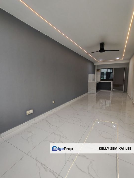 Bandar Seri Alam｜Masai｜Tasek 64｜Low Cost Flat｜Renovated｜Level 4, Johor, Masai