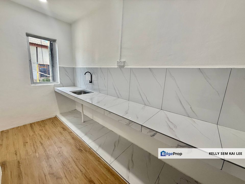 Taman Puteri｜Kluang｜Single Storey Low Cost｜Renovated, Johor, Batu Pahat