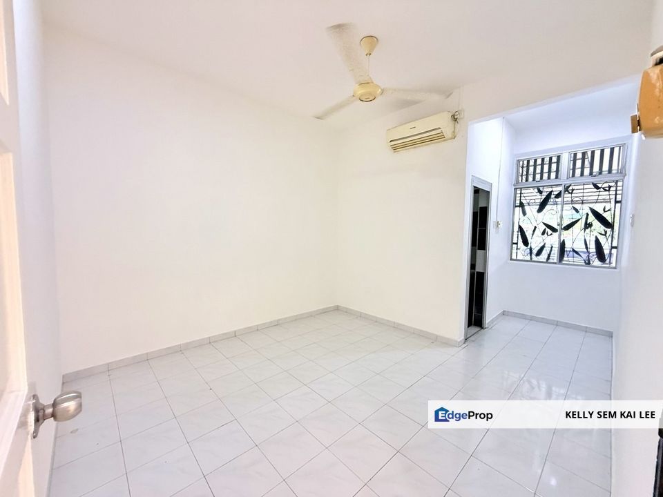 Taman Puteri｜Kluang｜Single Storey Terrace｜Renovated, Johor, Batu Pahat