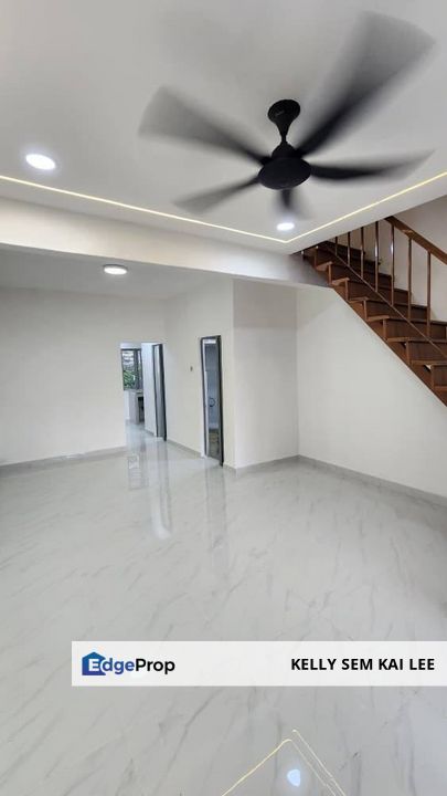 Taman Titiwangsa｜Kluang｜Double Storey Low Cost｜Renovated, Johor, Kluang