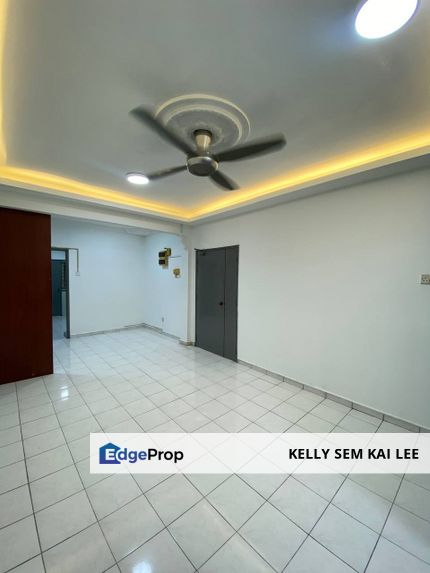 Lily＆Jasmine Apartment Level 2 Renovated 3bed 2bath , Johor, Tampoi