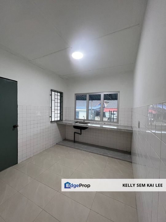 Pasir Gudang｜Taman Mawar｜Single Storey Terrace｜Cash out unit｜Renovated, Johor, Pasir Gudang