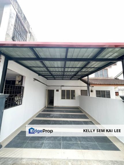 Kluang｜Taman Kluang Barat｜2 Storey Low Cost｜Renovated｜Full Loan, Johor, Kluang