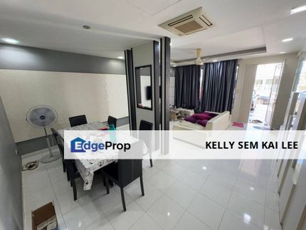 Gelang Patah｜Laman Setia｜2 Storey Terrace｜Renovated｜4bed 3bath, Johor, Gelang Patah