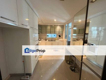 Newly Painted 3+1Bedrooms Partially for Sale @Kiaramas Ayuria, Kuala Lumpur, Mont Kiara