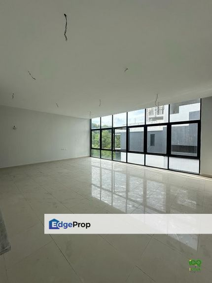 Cheras Selangor, 9ine 5bedrooms Partially Furnished for Sale, Selangor, Cheras