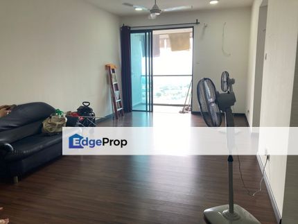 Seri Kembangan, Silk Sky Partially Furnished 3b2b for Sale, Selangor, Balakong