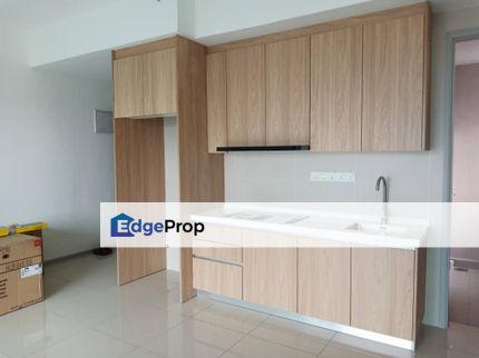 Mont Kiara Sunway Mont Partially furnished 4+1bedrooms  for Sale, Kuala Lumpur, Mont Kiara