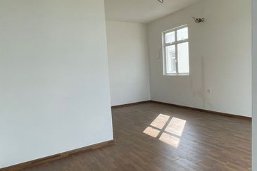 Taman Aston Timur 🔥 3 Storey Terrace End Lot Bare Unit in Bukit Mertajam