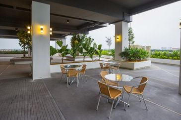 Worth Buy 🔥 Nice Fully Renovated Orange 3 Condo in Butterworth