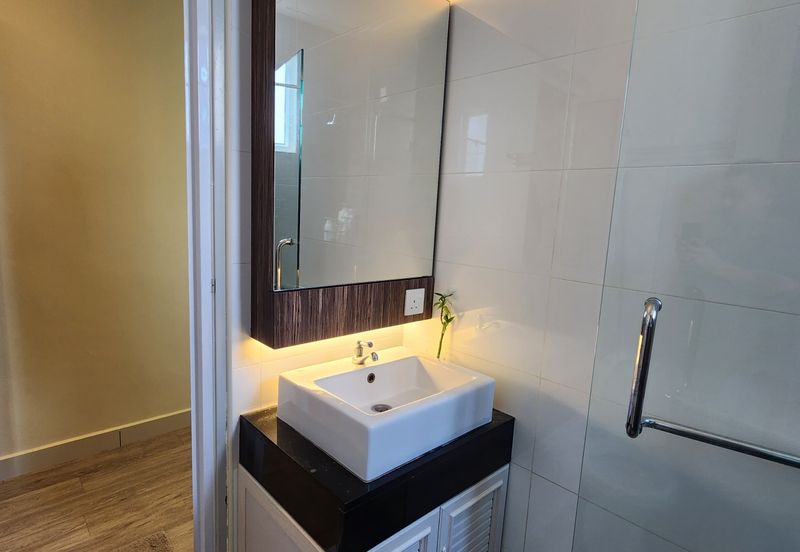 Worth Buy 🔥 Nice Fully Renovated Orange 3 Condo in Butterworth