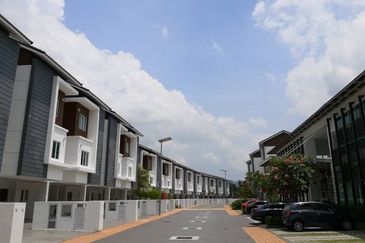 Sunway Wellesley Gated Guarded Townhouse Lower Unit in Bukit Mertajam