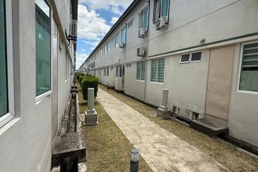 Pearl Residence 🔥 2 Storey Terrace Partial Furnished in Simpang Ampat