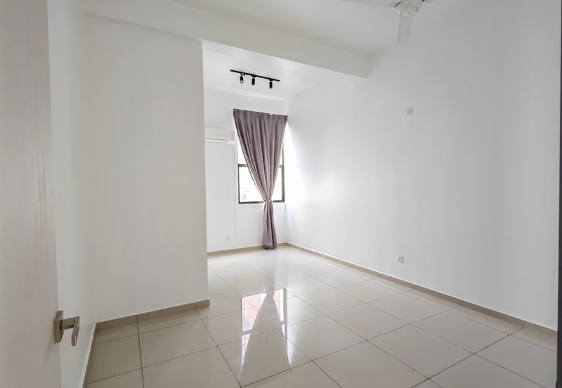 Abel Residence 🔥 Gated 2 Storey Zero Lot Bungalow Renovated near Icon City