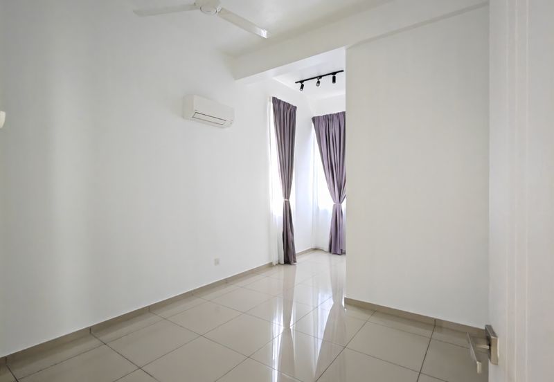 Abel Residence 🔥 Gated 2 Storey Zero Lot Bungalow Renovated near Icon City