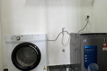 Eco Bloom @ Eco Meadows