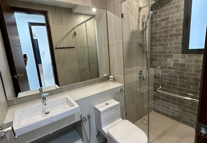 Queens Residences Q2