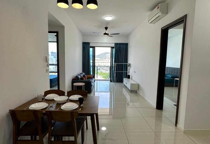 Queens Residences Q2