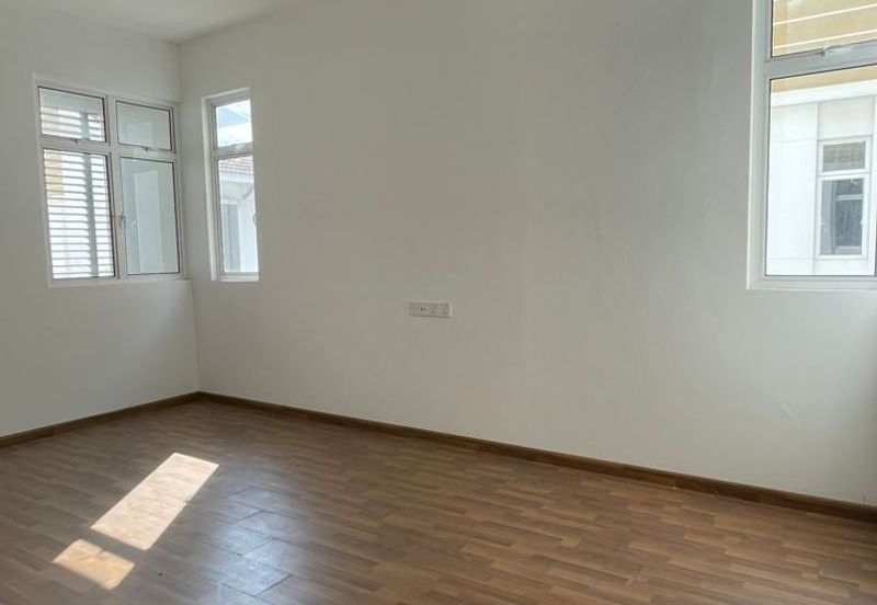 Aston Park East (Taman Aston)