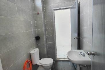 Residensi Permai 🔥 2 Storey Terrace Partial Furnished in Kota Permai