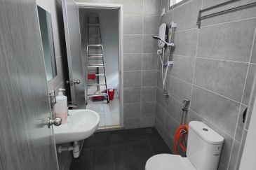 Residensi Permai 🔥 2 Storey Terrace Partial Furnished in Kota Permai