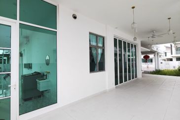 Taman Pinggiran Bukit Minyak